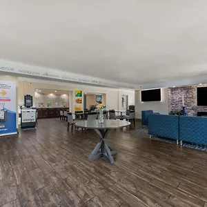 Quality & Airport Hotel